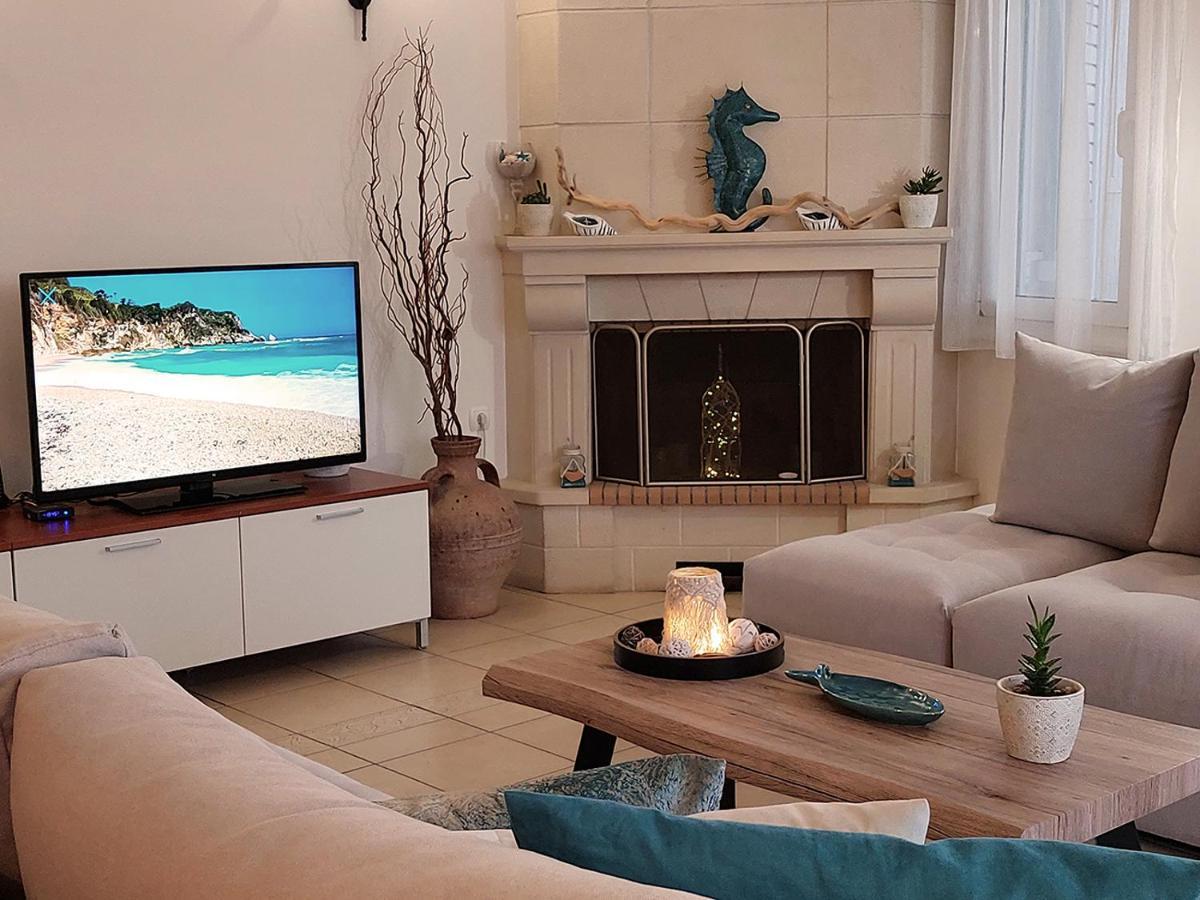 Amazing Beachfront Apartment In Hersonissos Zewnętrze zdjęcie